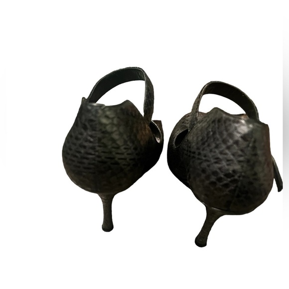 Max Studio Mary Jane Shoes With A Snakeskin Pattern, Size 6 - Picture 6 of 7